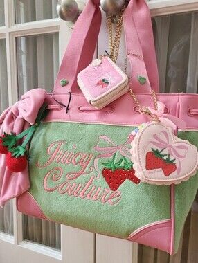 Juicy Couture Bag & Wallet 🍓